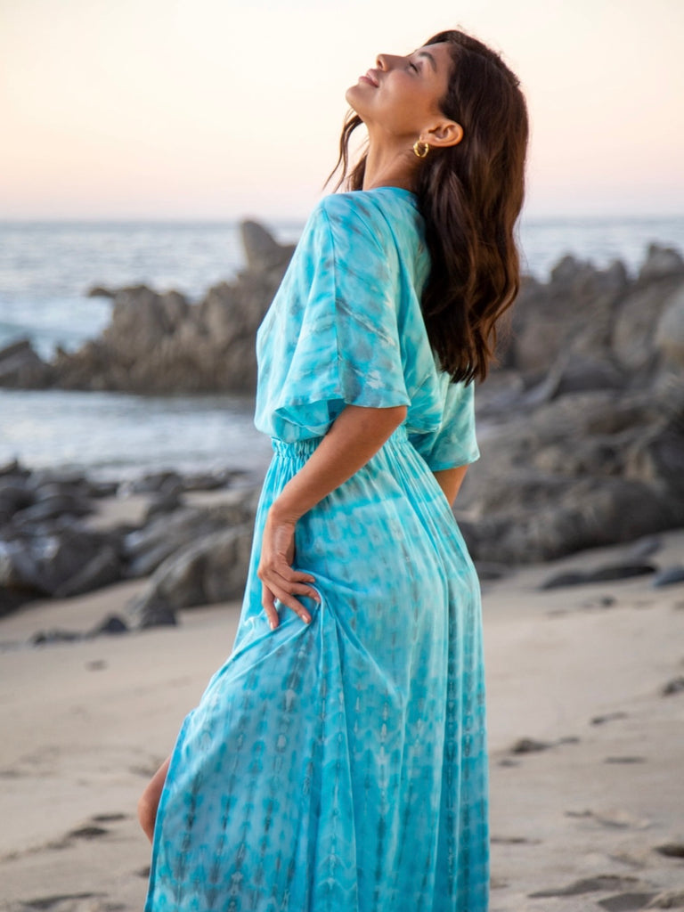 Kimono Dress in Watercolour Blue , featuring an elasticized Waistband to accentuate your figure.