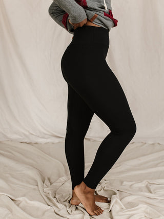 Absolute black leggings buttery soft, seamless, stretchy and squat proof