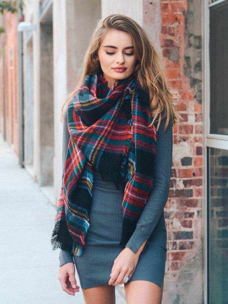 Wintergreen blanket scarf, soft-textured flannel fabric 