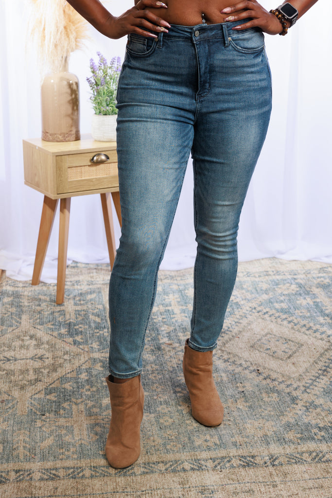 Judy Blue Denim  Bestselling Jeans Women Love to Wear! – Resort to Style